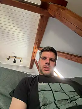 LexxFrancis online show from April 11, 7:45 am