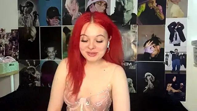 Snapshot of LaineRivett chatting on April 11, 12:20 pm LaineRivett online show from April 11, 12:20 pm