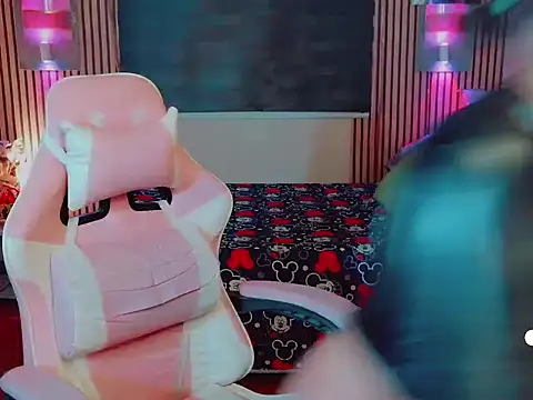 Ayakusai online show from April 18, 1:20 am