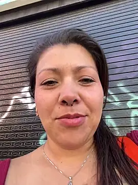 Snapshot of SARA_21- chatting on April 26, 12:58 pm SARA 21- online show from April 26, 12:58 pm