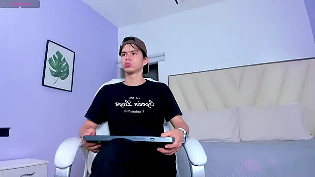 Angel wish  online show from May 20, 3:56 am