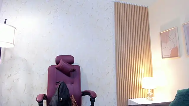 Snapshot of sophiahart chatting on May 31, 12:12 pm sophiahart online show from May 31, 12:12 pm