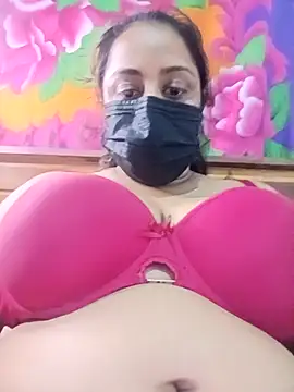 Suger Lips 99 online show from May 12, 7:11 pm