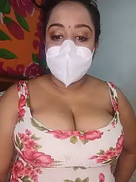 Suger Lips 99 online show from May 22, 3:17 pm