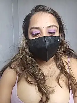 Suger Lips 99 online show from July 13, 2:42 pm