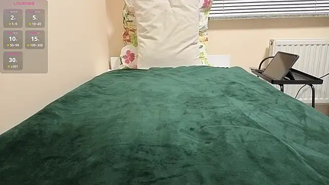 lukxx6 online show from April 11, 8:46 pm