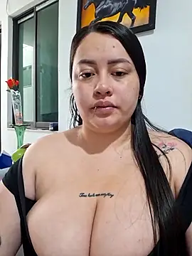 Snapshot of Stefy_honey12 chatting on April 12, 3:28 pm Stefy honey12 online show from April 12, 3:28 pm