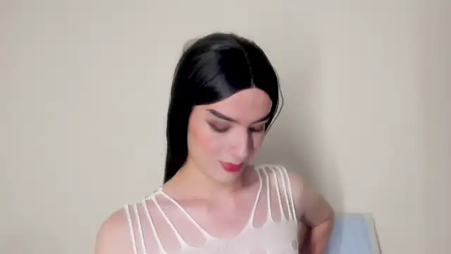 MelanyCollins  online show from July 12, 1:51 am