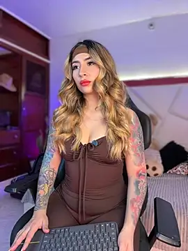 abbymodell1 online show from May 9, 10:15 pm