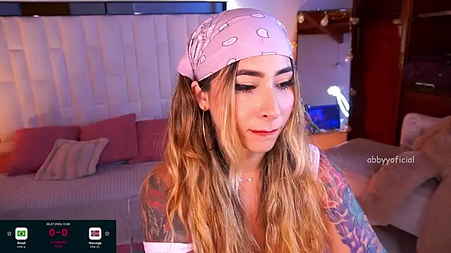 Snapshot of abbymodell1 chatting on July 5, 9:33 pm abbymodell1 online show from July 5, 9:33 pm