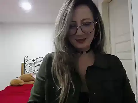 VALELUXX online show from May 1, 4:28 am