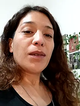 valecora online show from August 7, 4:47 am