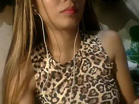 Snapshot of pinayysimple chatting on July 15, 3:17 pm pinayysimple online show from July 15, 3:17 pm