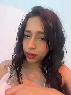 Snapshot of milakitti chatting on June 5, 5:58 am milakitti online show from June 5, 5:58 am