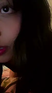 Snapshot of milakitti chatting on July 18, 6:17 am milakitti online show from July 18, 6:17 am