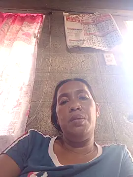 Snapshot of morenabb69 chatting on April 15, 6:42 am morenabb69 online show from April 15, 6:42 am