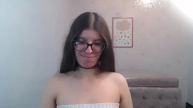 Snapshot of Kailee_ch chatting on April 30, 8:57 pm Kailee ch online show from April 30, 8:57 pm