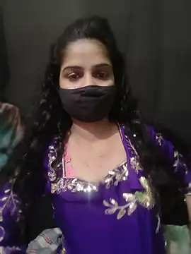Snapshot of sexy_bhabhii chatting on May 31, 6:09 pm sexy bhabhii online show from May 31, 6:09 pm
