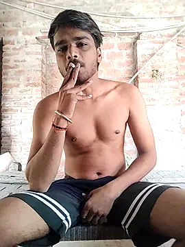 Snapshot of hot_sexy_lko_boy chatting on May 7, 9:25 am hot sexy lko boy online show from May 7, 9:25 am