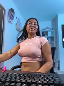 Daliaseren online show from April 17, 3:04 pm