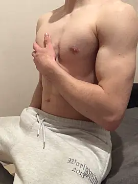 maxence 096 online show from April 25, 8:17 pm