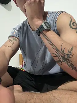 lorvali24 online show from April 13, 1:44 am