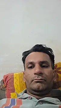 Snapshot of parthvi96 chatting on May 3, 3:07 pm parthvi96 online show from May 3, 3:07 pm