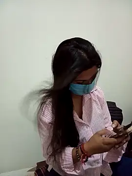 Snapshot of Anjali_hot33 chatting on May 11, 6:19 am Anjali hot33 online show from May 11, 6:19 am