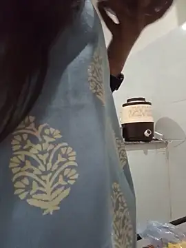 Snapshot of Anjali_hot33 chatting on May 20, 6:19 am Anjali hot33 online show from May 20, 6:19 am