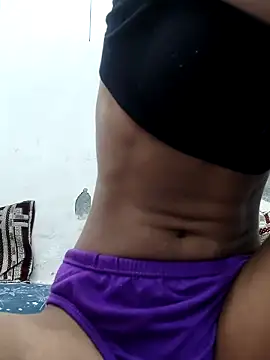 Alisha Queen55 online show from April 16, 9:21 am