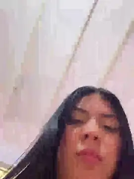 Snapshot of Vicky_Shy28 chatting on April 15, 5:20 pm Vicky Shy28 online show from April 15, 5:20 pm