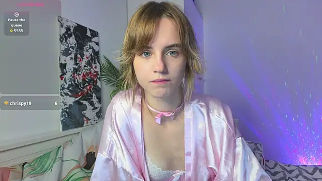 Snapshot of Tessa_Shy_ chatting on July 15, 6:13 pm Tessa Shy online show from July 15, 6:13 pm