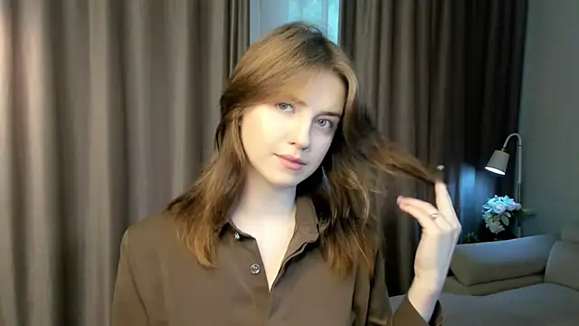 Snapshot of RenateVashaw chatting on July 14, 5:45 am RenateVashaw online show from July 14, 5:45 am