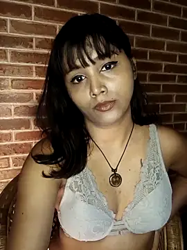 Snapshot of jellyyynspicyyy chatting on May 4, 8:05 pm jellyyynspicyyy online show from May 4, 8:05 pm