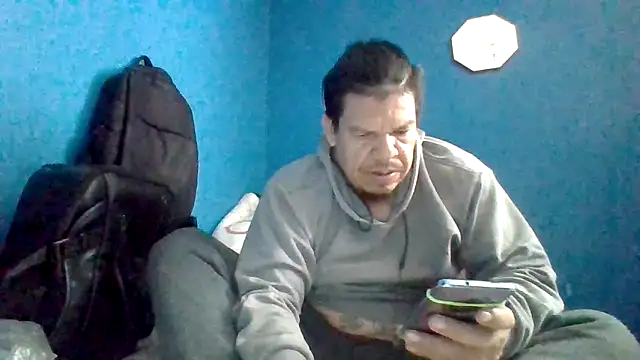 Snapshot of Oskr2024XXX chatting on May 31, 6:53 pm Oskr2024XXX online show from May 31, 6:53 pm