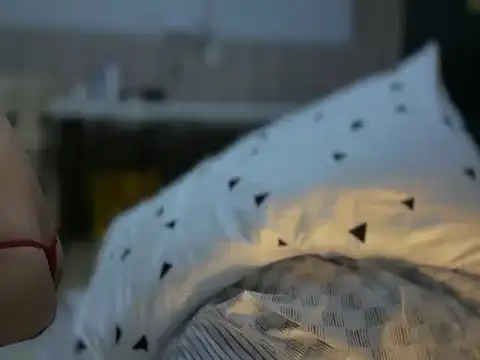 transaliyah online show from April 27, 2:04 pm