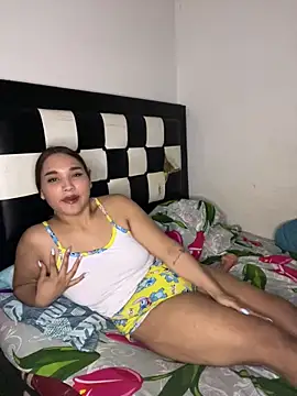 nikki hots sex online show from May 6, 9:42 pm