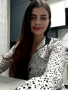 Snapshot of Eveline5038 chatting on June 25, 7:29 pm Eveline5038 online show from June 25, 7:29 pm