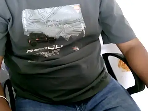 Snapshot of buddu69 chatting on June 30, 8:48 am buddu69 online show from June 30, 8:48 am