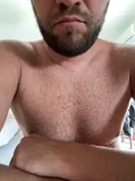 sKizzo69  online show from April 18, 1:37 pm