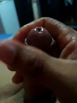 Snapshot of castellano10 chatting on April 15, 6:15 pm castellano10 online show from April 15, 6:15 pm