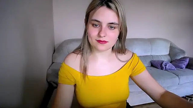 Snapshot of _shy_sabrina__ chatting on April 29, 12:20 pm shy sabrina online show from April 29, 12:20 pm