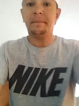 Snapshot of men_hot_1 chatting on April 14, 3:18 pm men hot 1 online show from April 14, 3:18 pm