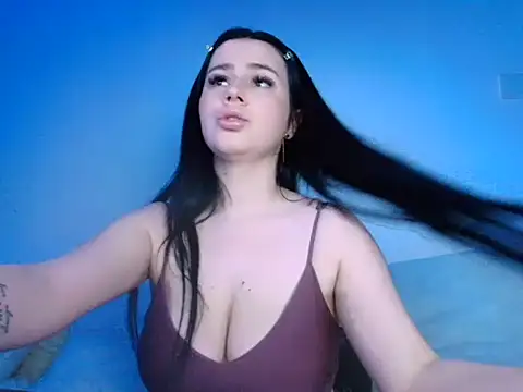 MicheyyAdam online show from April 23, 1:35 pm