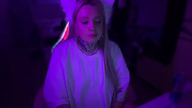 Chibiis online show from April 21, 9:50 pm