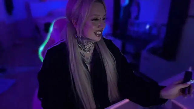 Chibiis online show from April 23, 6:43 pm