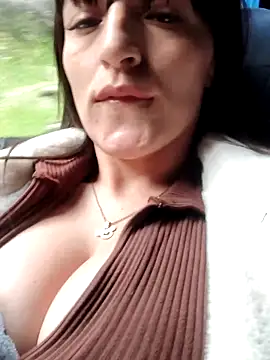 Snapshot of tina_sussy chatting on May 29, 12:03 pm tina sussy online show from May 29, 12:03 pm