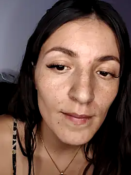 Snapshot of tina_sussy chatting on June 3, 2:33 pm tina sussy online show from June 3, 2:33 pm