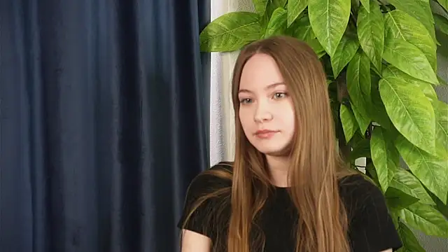 PattieGrzywinski online show from April 17, 11:02 am