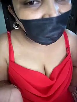 Snapshot of Lusi_G chatting on April 15, 8:21 am Lusi G online show from April 15, 8:21 am